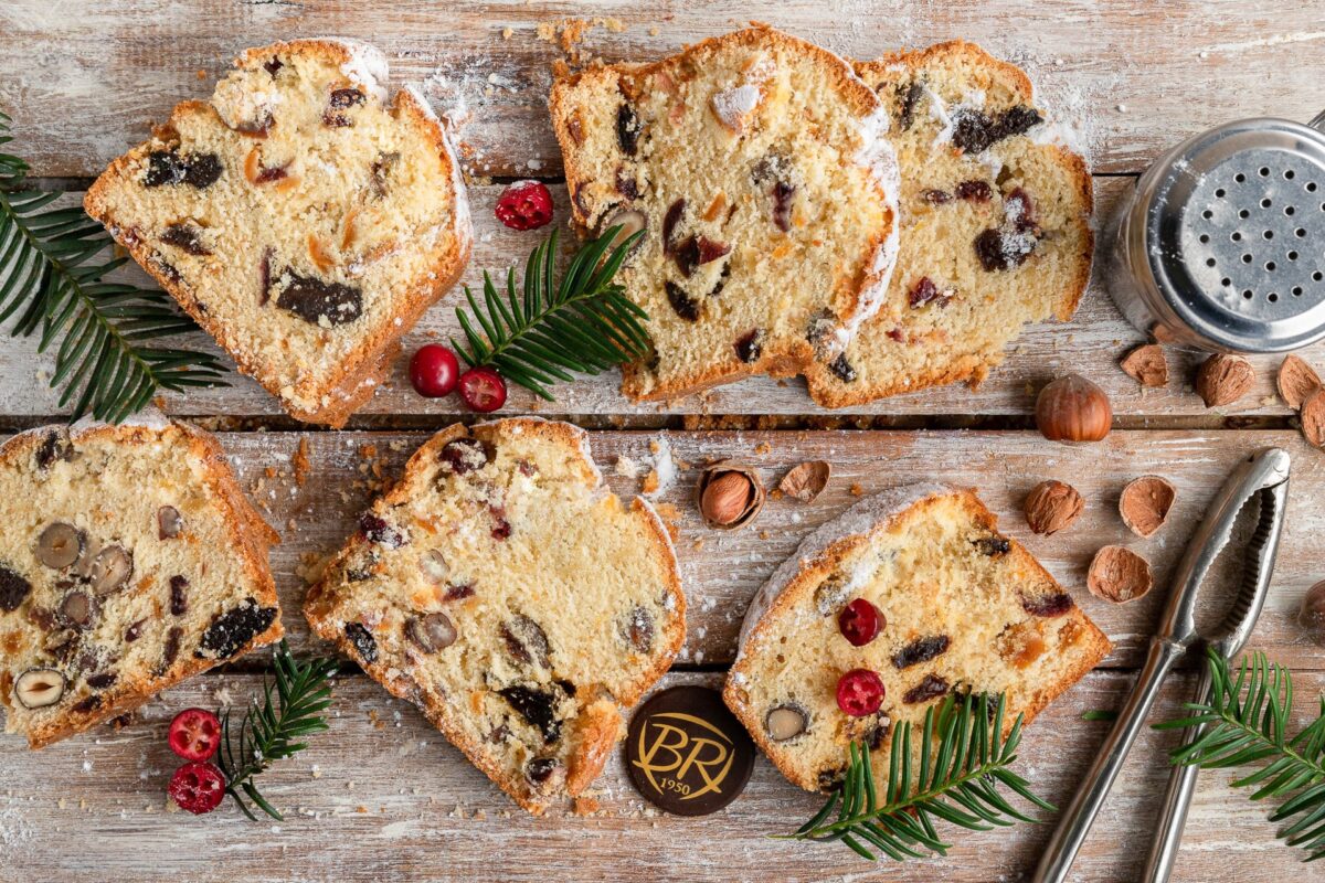 Fotografia kulinarna cukiernia: świąteczny keks z cukierni Raszczyk, profesjonalna sesja