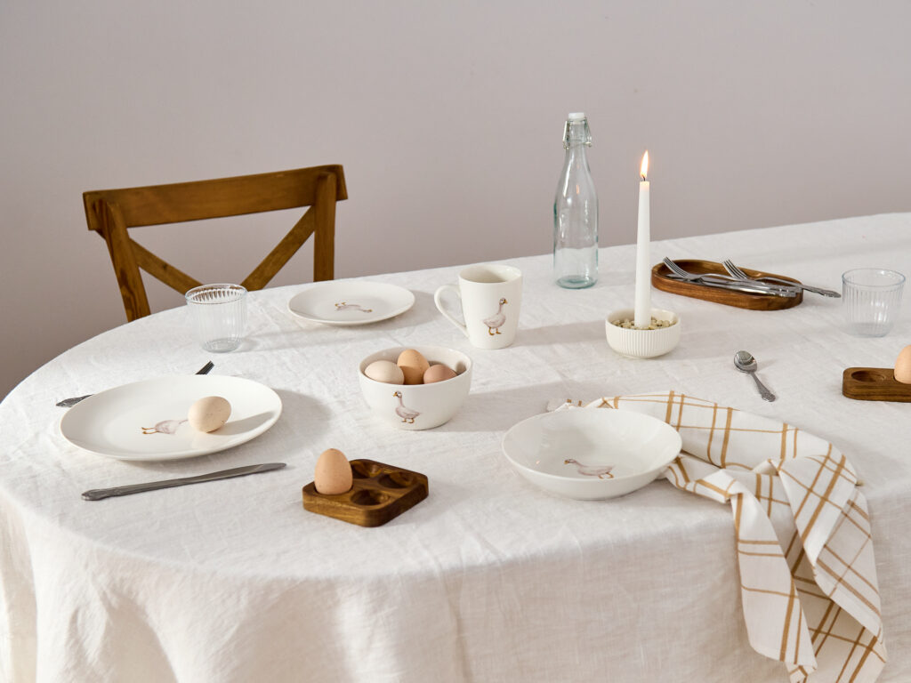 Sesja ceramiki Gąski: artystycznie stylizowana ceramiczna zastawa stołowa