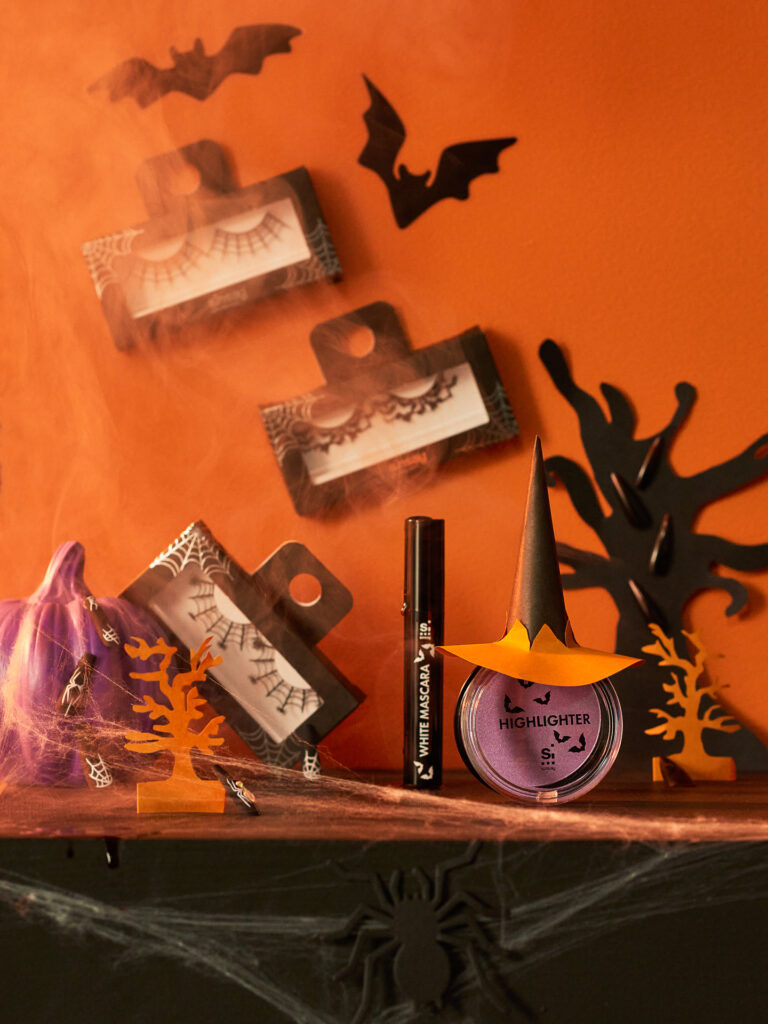 Sesja reklamowa Halloween: akcesoria do makijażu w tematyce halloween, profesjonalna fotografia kampanii