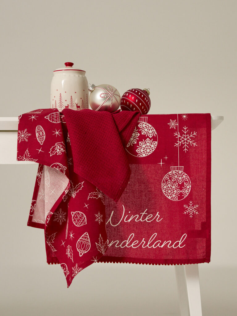 Sesja reklamowa Święta: świąteczne ściereczki kuchenne, kampania produktowa tekstyli&oacute;w